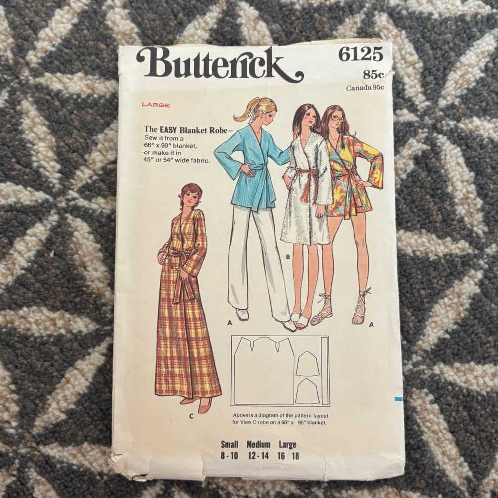 60's Easy Blanket Robe Pattern - Sleepwear - Large - Size 10 - Loungewear